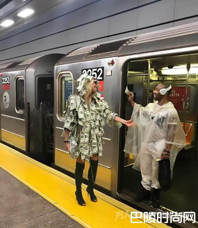 鼓励人们撕钱 鼓励人们撕钱