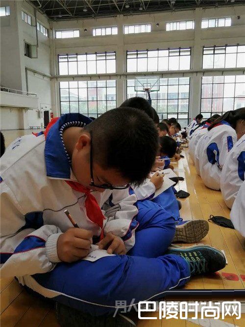 学生写下墓志铭 学生写下墓志铭