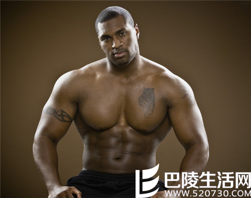 胸肌的锻炼方法 要想有胸肌那就做俯卧撑