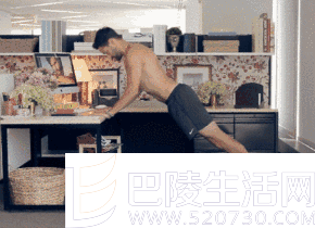 刺激胸与腹部肌肉