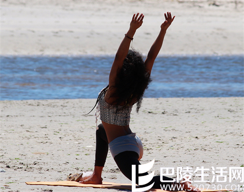 男性瑜伽动作效果 练习瑜伽的好处