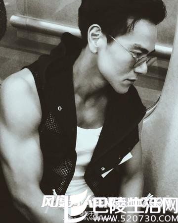 彭于晏写真