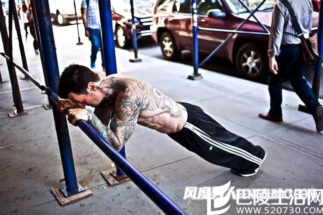 徒手碎颅者 徒手碎颅者