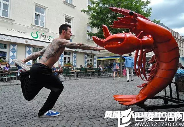 虾式下蹲 虾式下蹲