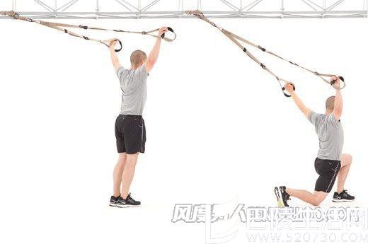 飞式Y字分腿蹲
