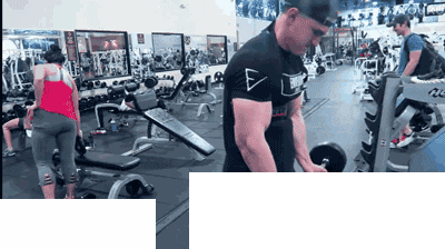 站立举哑铃 站立举哑铃