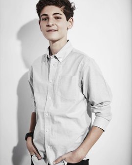 大卫·马佐兹照片