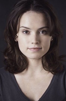 黛茜·雷德利照片