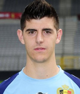 蒂博·库尔图瓦照片