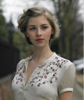 赫敏·科菲尔德照片