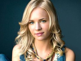 布丽特妮·罗伯森照片