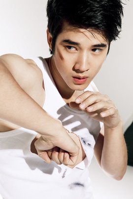 马里奥·毛瑞尔照片