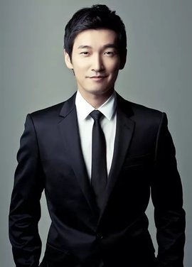 曹承佑照片