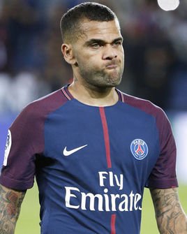 丹尼尔·阿尔维斯照片