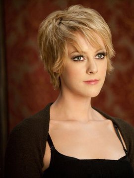 吉娜·马隆照片