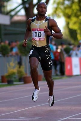 阿萨法·鲍威尔照片