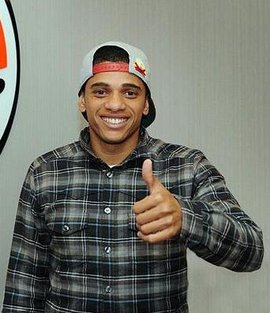 泰森·巴塞罗斯·弗雷达照片