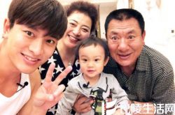 贾乃亮父母豪宅曝光 盘点明星中的富二代们