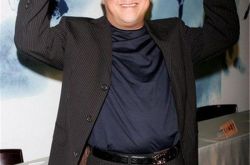 惊呆了曾志伟儿子吃蜥蜴 曾志伟有几个孩子引争议