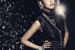 天王嫂昆凌的冷艳写真,昆凌拼生二胎