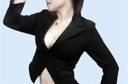 赵本山女弟子关婷娜身材性感 师父也抵挡不了宅男女神 