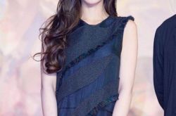 郑爽杨颖谁的演技好 二人谦虚互相评价对方演技更好 