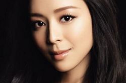 张静初跟江一燕长相相似 盘点娱乐圈女星的惊人撞脸术 