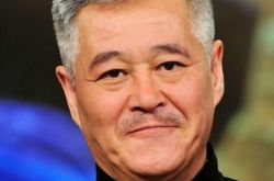 赵本山影视作品介绍 山叔演哭戏太“动情”险休克 