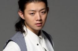 姚贝娜与霍尊的关系亲密 男方惊闻贝娜去世噩耗飙泪 