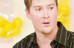 夏克立年轻照帅气迷人 “坑娃”版黄嘉千上线 