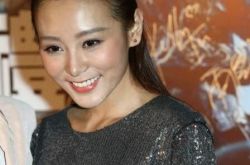 演员何佩瑜图片性感迷人 变身环保达人助力公益 