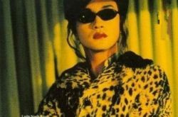 张国荣穿女装图片欣赏 “哥哥”60冥寿将推纪念碟 