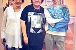 王菲北京宴请陈家瑛 邱黎宽飞奔前去蹭吃蹭睡 