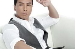 揭秘功夫巨星甄子丹几岁 出演《极限特工3》上演极限杀戮 