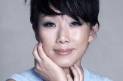 至少还有你歌曲原唱是谁 她有着怎样的背后故事 