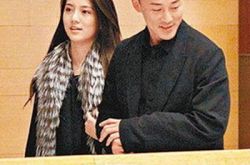 林峰吴千语图片爱意正浓 逛街亲热当众打情骂俏 