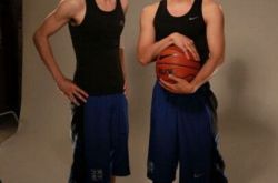 周柏豪余文乐展篮球风采 阿乐否认不和传言 