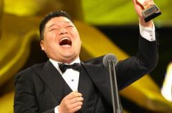 姜虎东丑闻遭扒 自杀逃税疑沾染日本黑道 