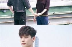 韩剧《W》正在热播中 李钟硕韩孝珠搭档备受关注 