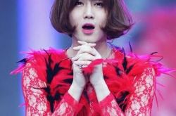 exo女装照公开令人刮目相看 赴夏威夷参加SM度假旅游 