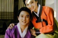 演员韩彩英老公崔东俊资料介绍 曾是演员后转行开公司 