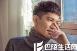 韩国歌手韩东秀空白格挑战世界青年说 唱歌表白跪地求婚 