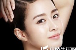 韩国顶级美女金泰熙宋慧乔合照 揭秘谁更会穿衣 