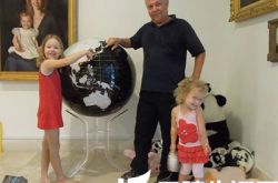 著名投资家吉姆罗杰斯女儿 两女儿会说中文爱中国 