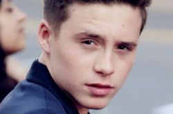 贝克汉姆大儿子多高 身高已逼近父亲胸肌鲜嫩抢眼 