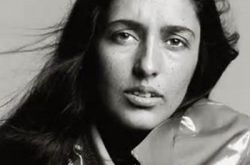 乔布斯的私生女lisa曾被拒认 不惜自称无生育能力 