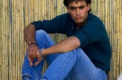 阿兰德龙儿子是谁？ 佐罗曾与茜茜公主订婚轰动欧洲 