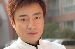 何中华老婆是宋天仪吗？ 跑男中化身皇帝受关注 