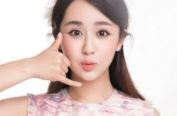 杨紫家庭资料有吗 家境显赫迷离引关注 