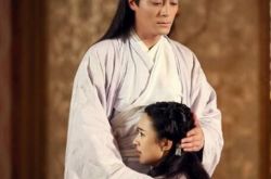 赵丽颖郑恺谈霍建华 不参加“师父”婚礼为拍戏 